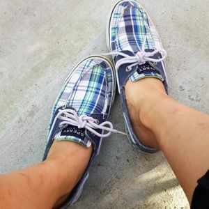 Sperry Topsider plaid slip on